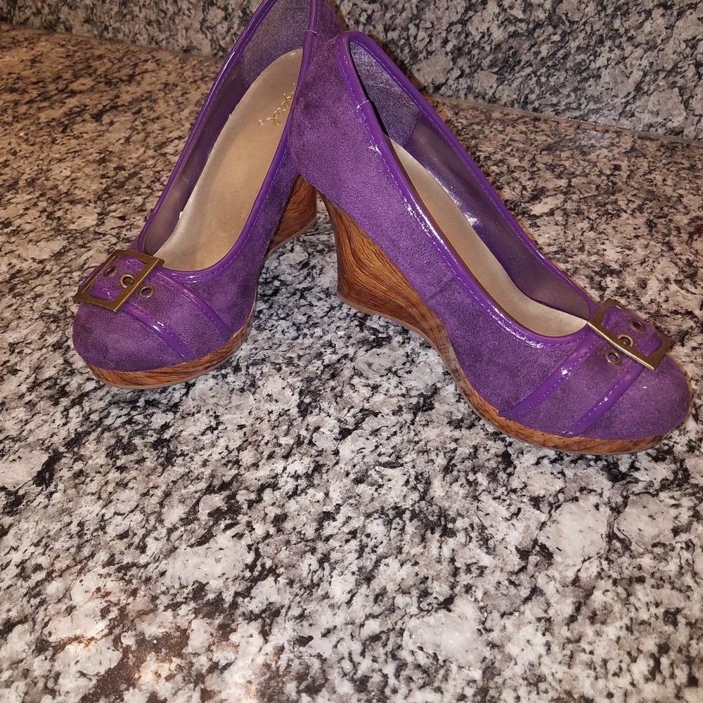Shoes44